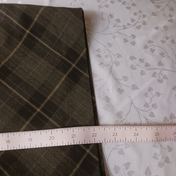 The Limited Green Plaid Pencil Skirt Size 12 - Picture 7 of 7